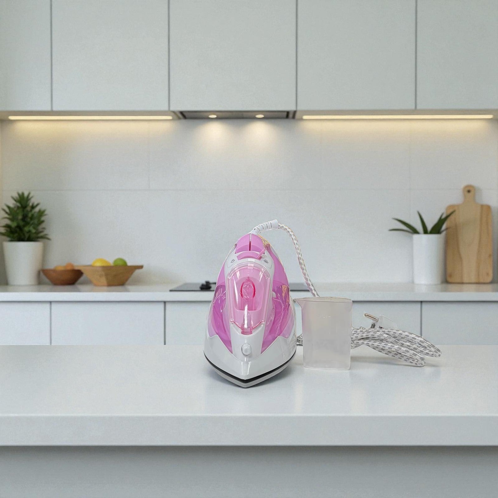 Royal Swiss Strijkijzer 2600W – Keramische Zoolplaat – Krachtig & Soepel Strijken