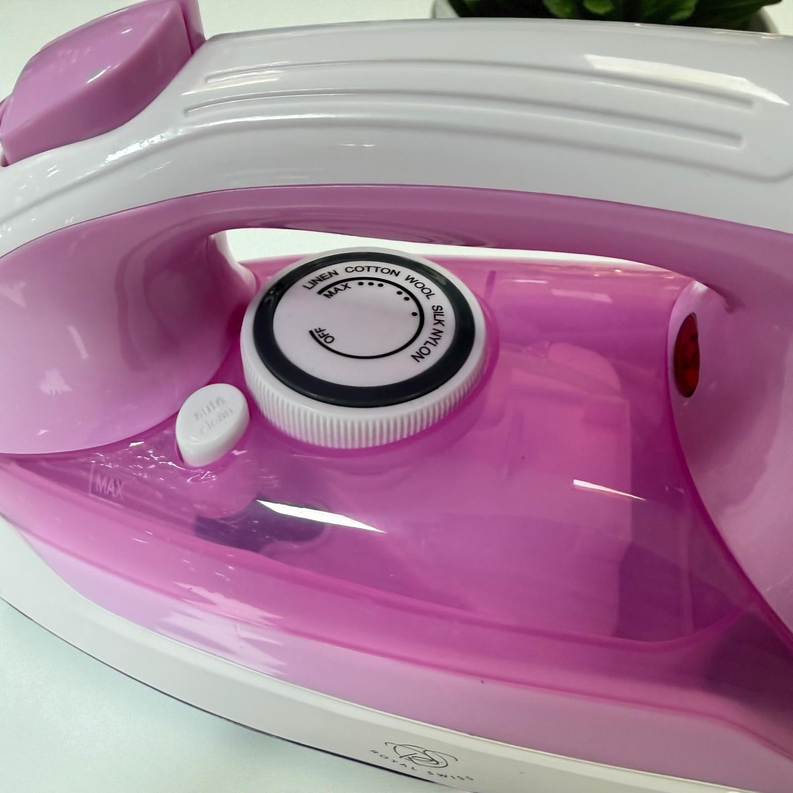 Royal Swiss Strijkijzer 2600W – Keramische Zoolplaat – Krachtig & Soepel Strijken